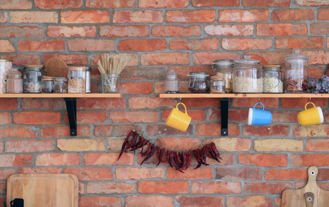 Какие продукты не стоит хранить в холодильнике: придется потом просто выбросить