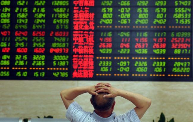 Китайский фондовый рынок снизился на закрытии
