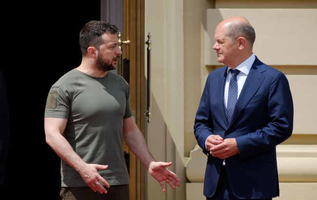 Берлінська стіна. Що заважає Німеччині розпочати постачання танків Україні