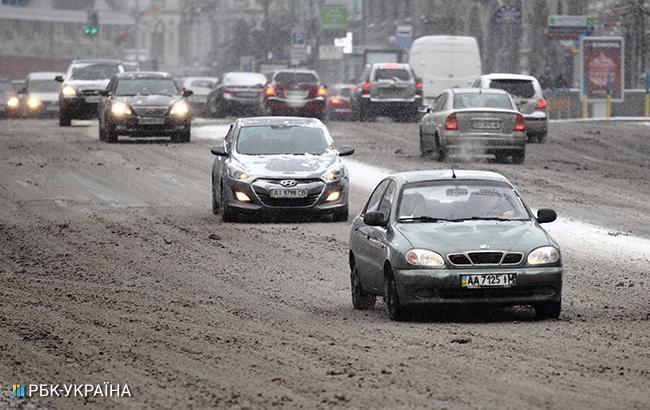 Синоптики попереджають про дощ з мокрим снігом у Києві