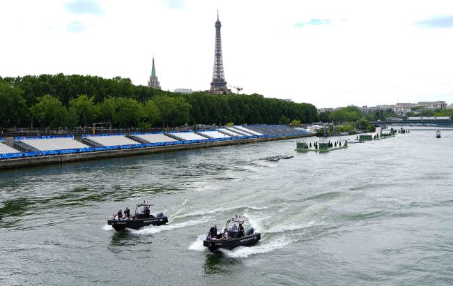 Вперше за понад 100 років: у Парижі відкрили Сену для купання