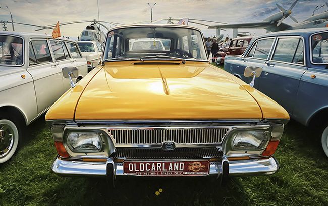 В Киеве покажут 1000 ретроавтомобилей среди самолетов