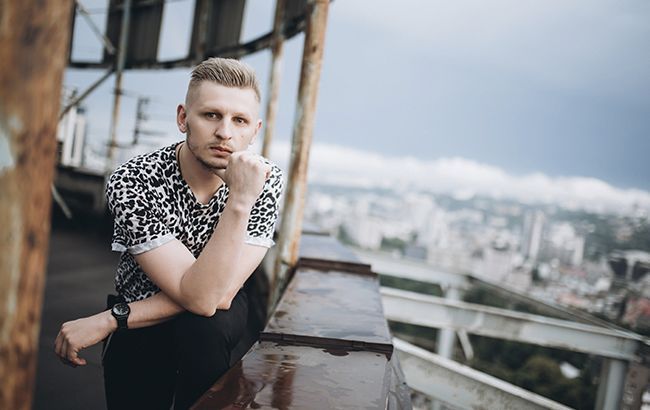 Сергей Мартынюк представит дебютный поэтический сборник