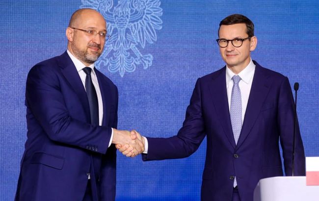 Допоможе стати незалежнішими від Росії: Польща хоче добувати газ в Україні