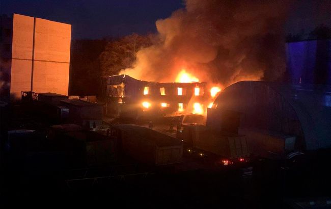 В Ирпене произошел масштабный пожар