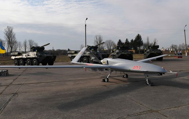 Турция продаст Украине еще более 20 "Байрактаров", - Bloomberg