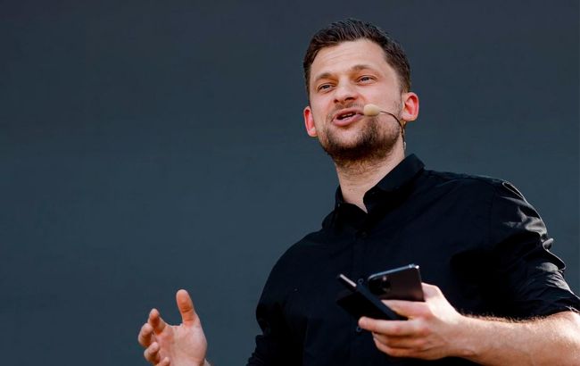 Дмитрий Дубилет ответил на обвинения в плагиате monobank от экс-акционера