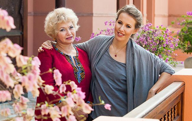 Ксенія Собчак з мамою