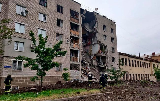 Россияне обстреляли Бахмут: по меньшей мере пятеро раненых, среди них - ребенок