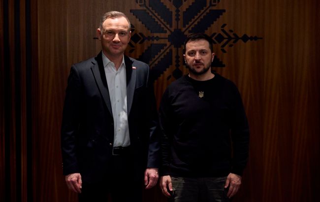 Зеленський зустрівся з Дудою перед поверненням до України: подробиці