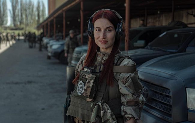 "Я просто доброволець": Емеральд пояснила, чому вона більше не снайперка