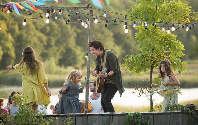 Дмитро Шуров показав Україну своєї мрії в новому кліпі