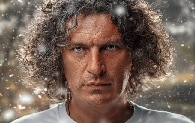 Выдающиеся украинцы: в Киеве появились силиконовые Кузьма Скрябин и Джамала