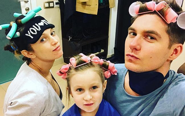 Донечка популярного українського ведучого дебютувала на ТБ (фото)