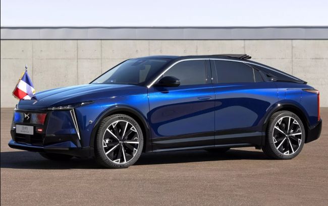 Макрон первым из мировых лидеров пересел на электромобиль: подробности об авто