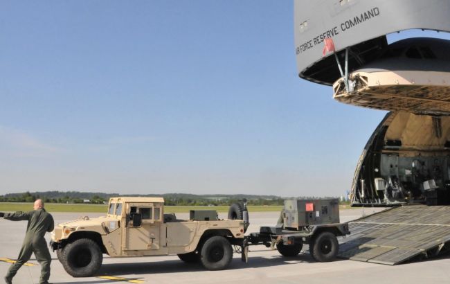 Автомобілі подвійного призначення: як машини вчать літати