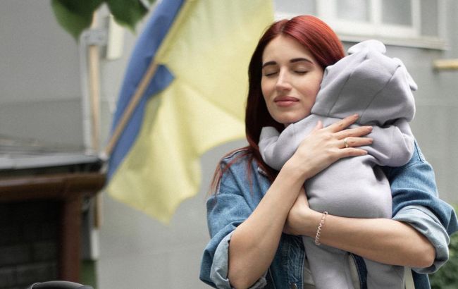 Емеральд про Стипанюка: Я буду позбавляти його батьківських прав