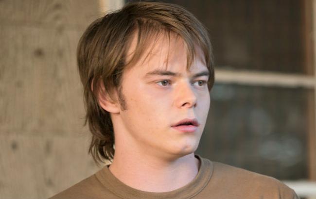 Звезду "Очень странных дел" не пустили в США из-за наркотиков