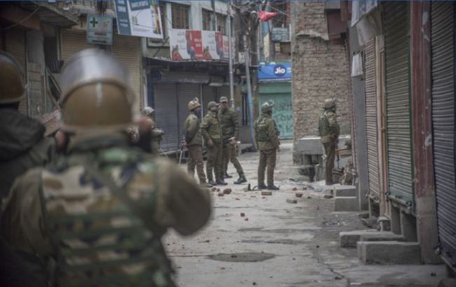 У Пакистані при атаці бойовиків на КПП загинули сім військових