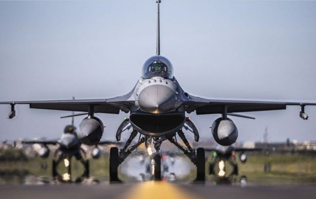 Привлекли помощника нардепа: НАБУ разоблачило схему хищения на шинах для военных самолетов