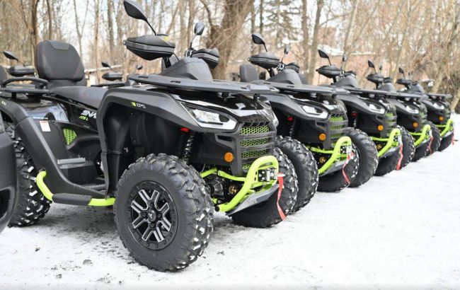 "Сталевий фронт" Ахметова передав 157-й ОМБр велику партію транспорту