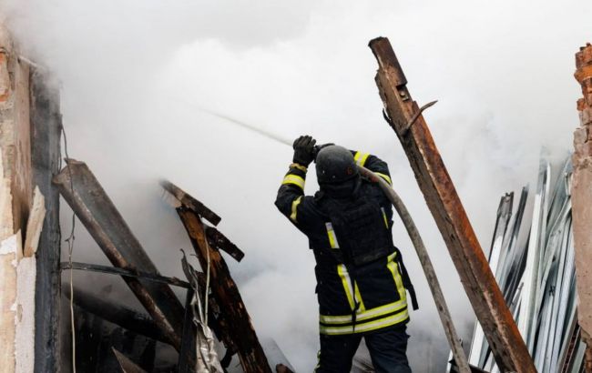 Ранковий удар РФ по Харкову: у ОВА показали фото наслідків обстрілу