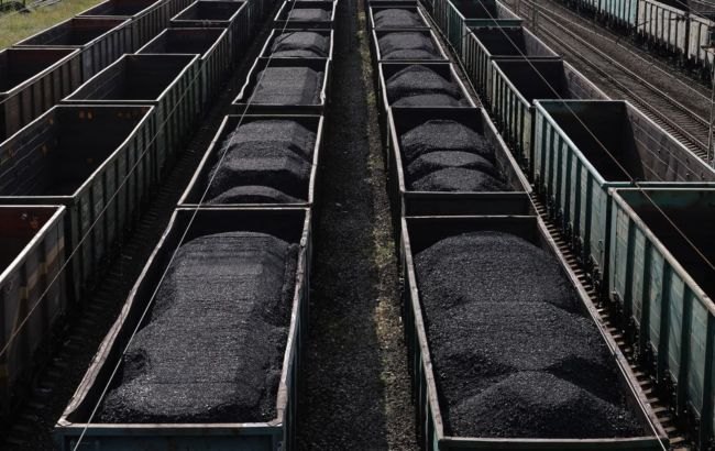 Якщо тарифи на вантажні перевезення зростуть, УЗ втратить ще більше вантажної бази, - експерт