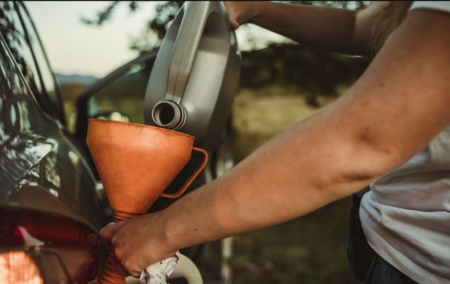 Як не зіпсувати бензин: готуємо каністру під пальне