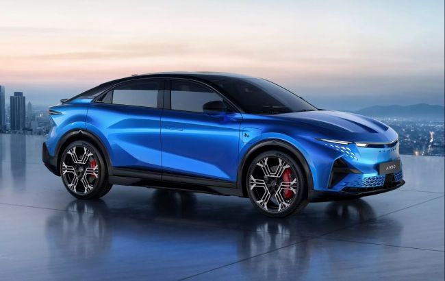 З трьома двигунами: електричний кросовер Alpine А390 показали офіційно