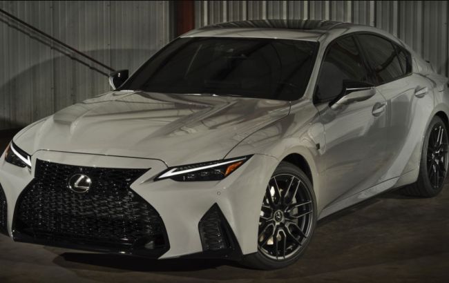 Lexus представив спортивний седан IS 500 Ultimate: розкриті усі характеристики