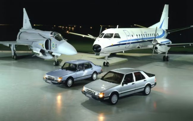 Вместо крыльев - колеса: автомобили, которые раньше были самолетами