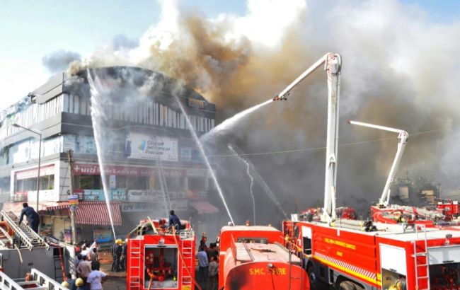 В Індії сталася пожежа в коледжі, є загиблі