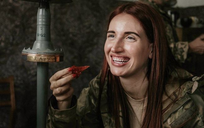 Наше військове Бандерятко: снайперка Емеральд розсекретила стать майбутньої дитини