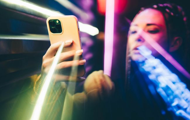 Пару хвилин - і готово. Декілька нейромереж, які здатні оживити звичайне фото