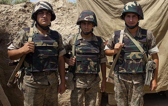 В Нагорном Карабахе формируют списки резервистов