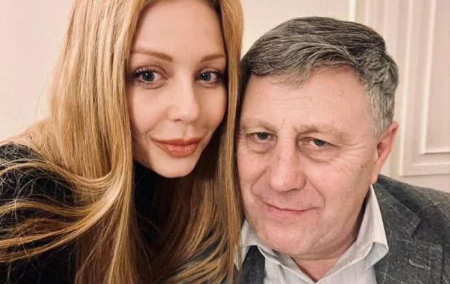 67-летний папа Тины Кароль с оружием встал на защиту Украины. Певица ошеломила признанием