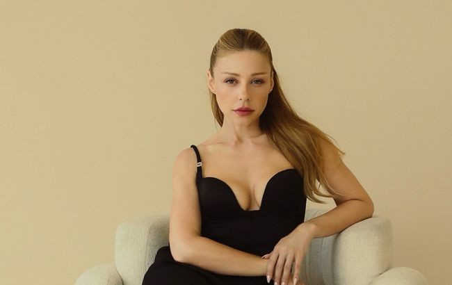 Тіна Кароль вразила мережу архівним фото, на якому її важко впізнати