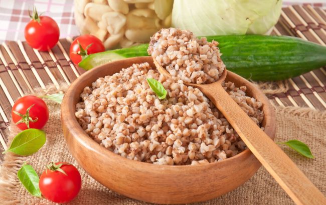 Скільки можна зберігати варену гречку, щоб не отруїтися