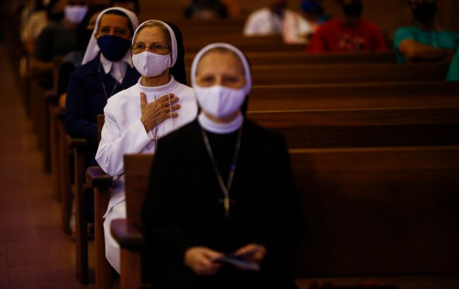 Як кардинали обиратимуть нового Папу Римського: пояснення релігієзнавця