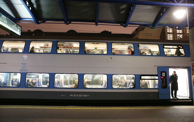 "Укрзализныця" назначила дополнительные рейсы "Интерсити" Киев - Тернополь в мае