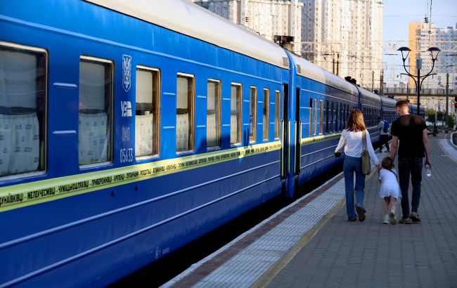 Більше поїздів, нові маршрути й вагони: важливі зміни для пасажирів УЗ влітку
