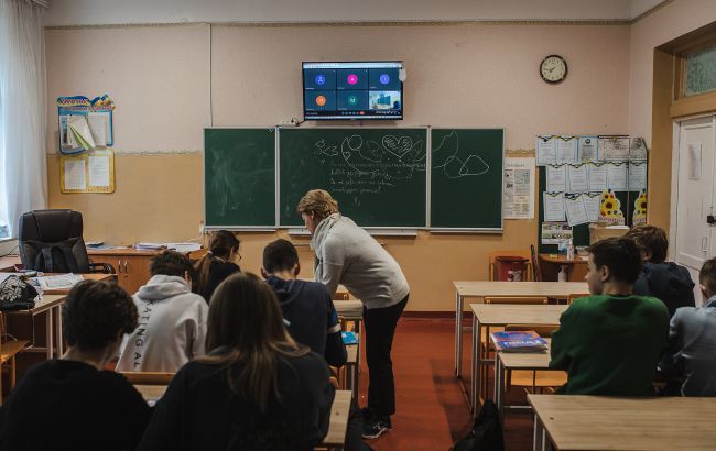 Чи відправлять школи Львова на карантин: що кажуть у міськраді