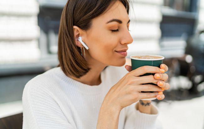 Чи варто пити каву без кофеїну та кому її вживати не варто