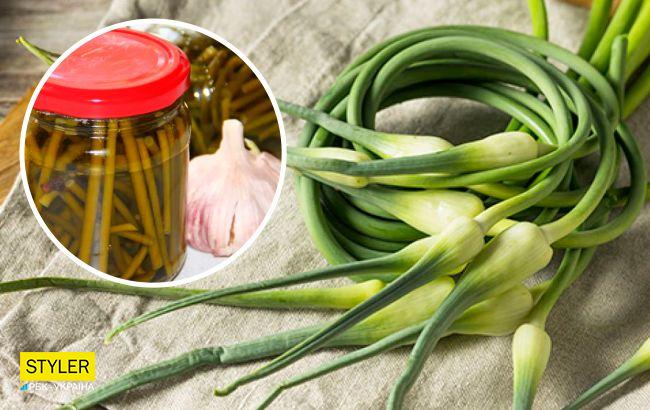 Как вкусно замариновать чесночные стрелки на зиму: простой рецепт