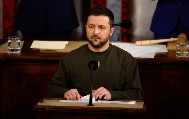 Зеленський про санкції: крок за кроком збираємо дані про всіх, хто працює на агресію