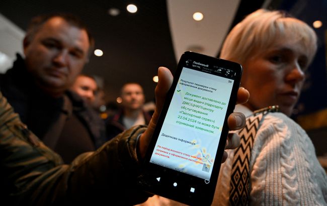 На замітку чоловікам. Які консульські послуги можна отримати навіть без військового квитка