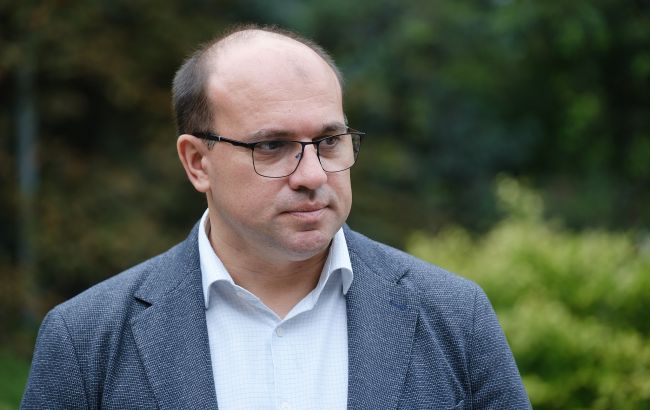 Які зарплати у науковців в Україні та як їх збільшити: відповідь МОН