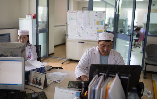 В РФ заявили, что "биолаборатории" из Украины теперь в Монголии. Их перенесли