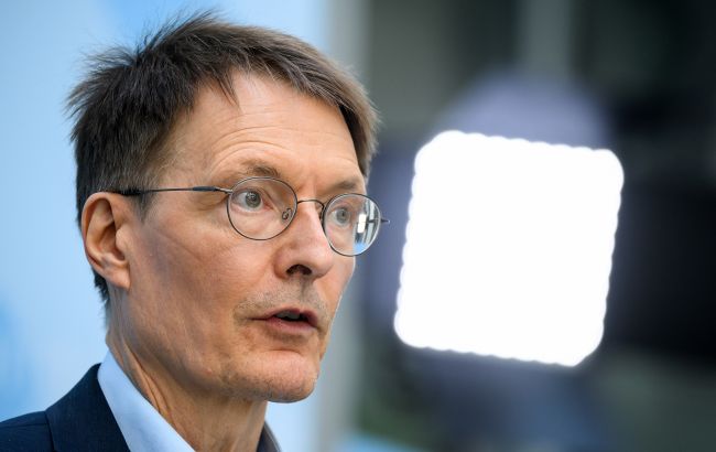 Глава Минздрава Германии едет в Украину: предложит помощь тяжелораненым украинцам