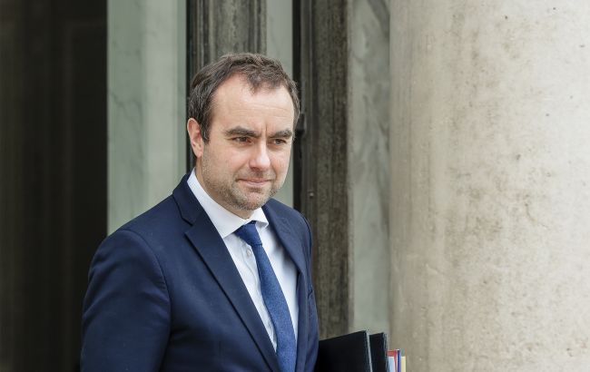 Макрон призначив ексміністра оборони новим прем'єром Франції